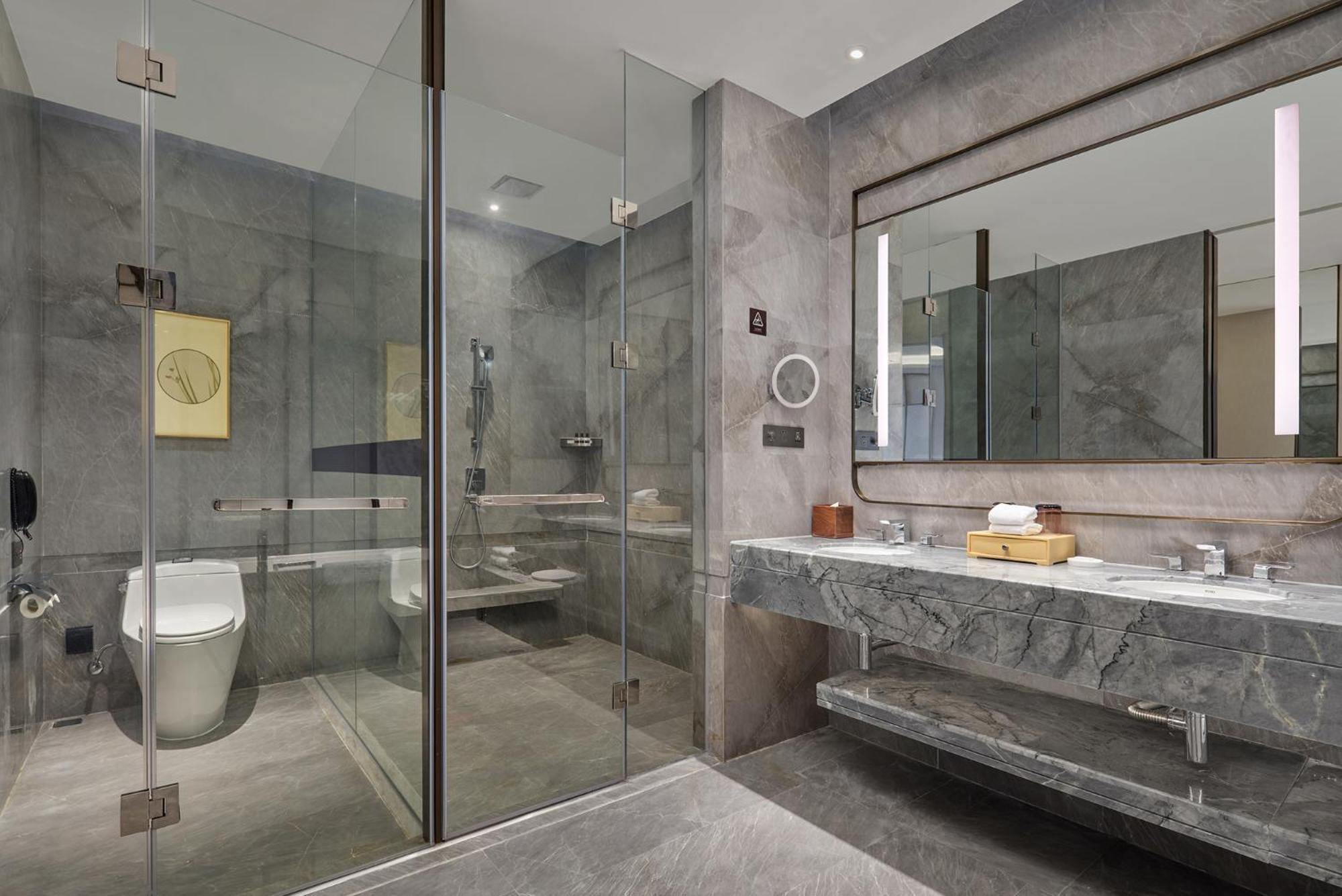 Dongguan Dongcheng International Hotel - Free Shuttle Buses For Executive Room Guests During Canton Fair Exteriér fotografie
