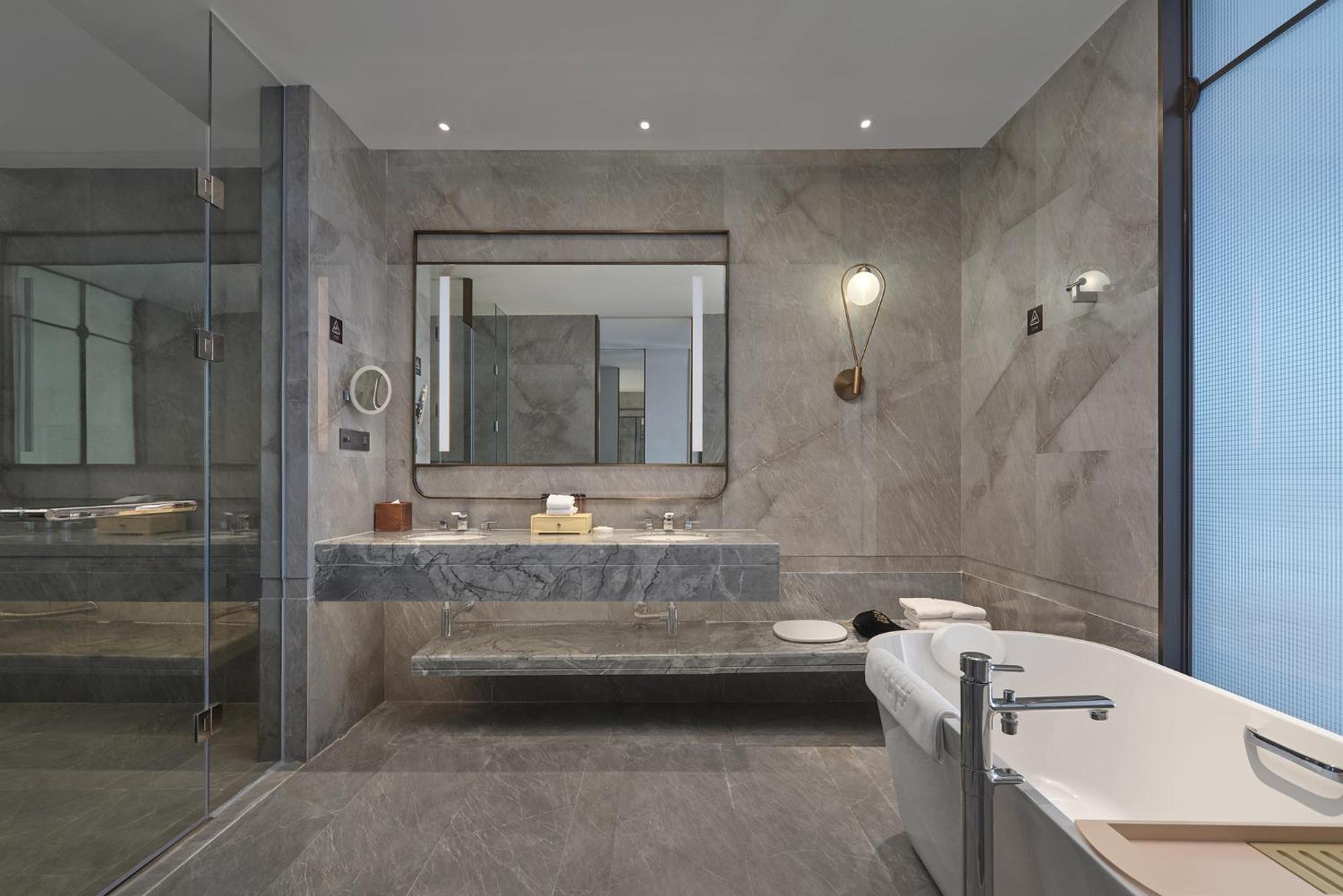 Dongguan Dongcheng International Hotel - Free Shuttle Buses For Executive Room Guests During Canton Fair Exteriér fotografie